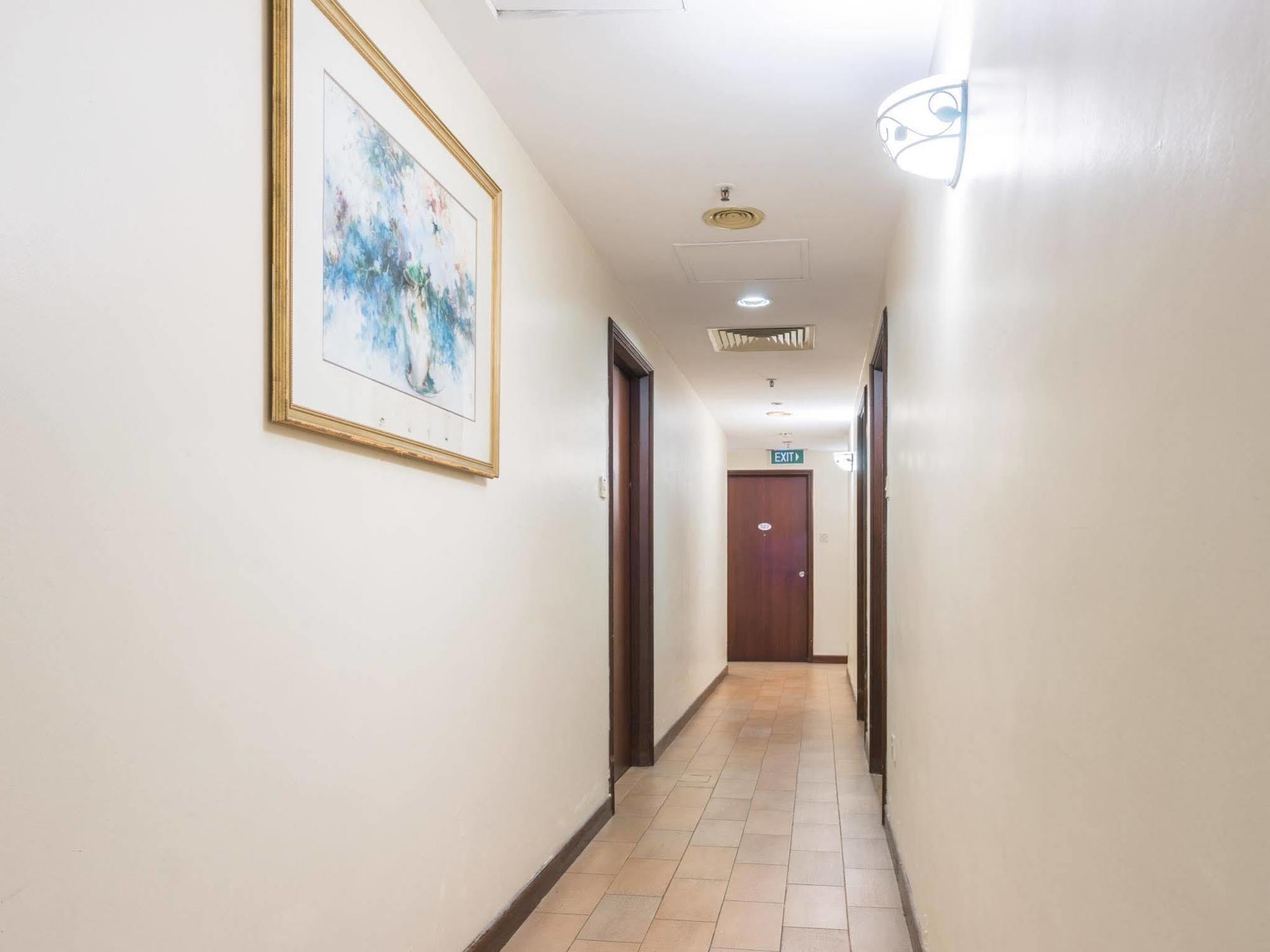 Hotel 81 Geylang Singapore Exterior photo